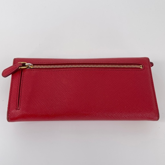 Prada Saffiano Red Wallet - Picture 5 of 7